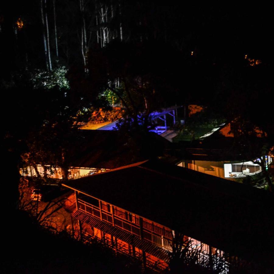Mama Tungu Hostel Baños Esterno foto