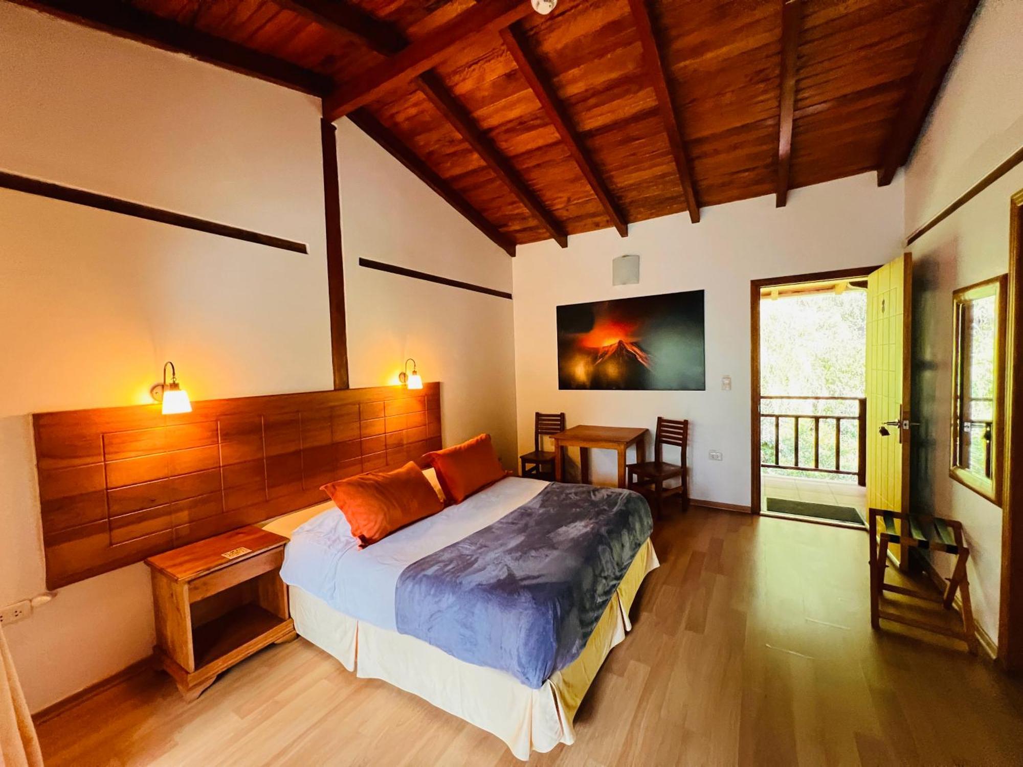 Mama Tungu Hostel Baños Esterno foto